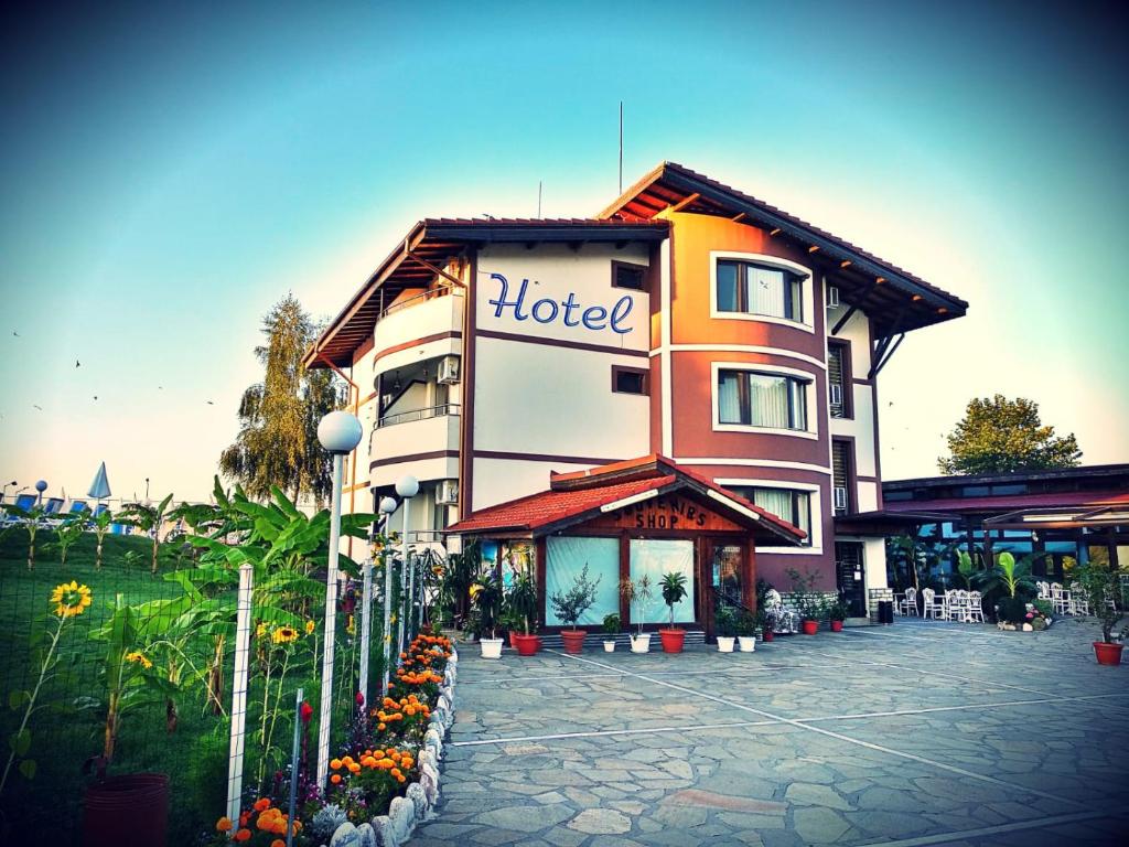 Budova, kde se hotel nachází