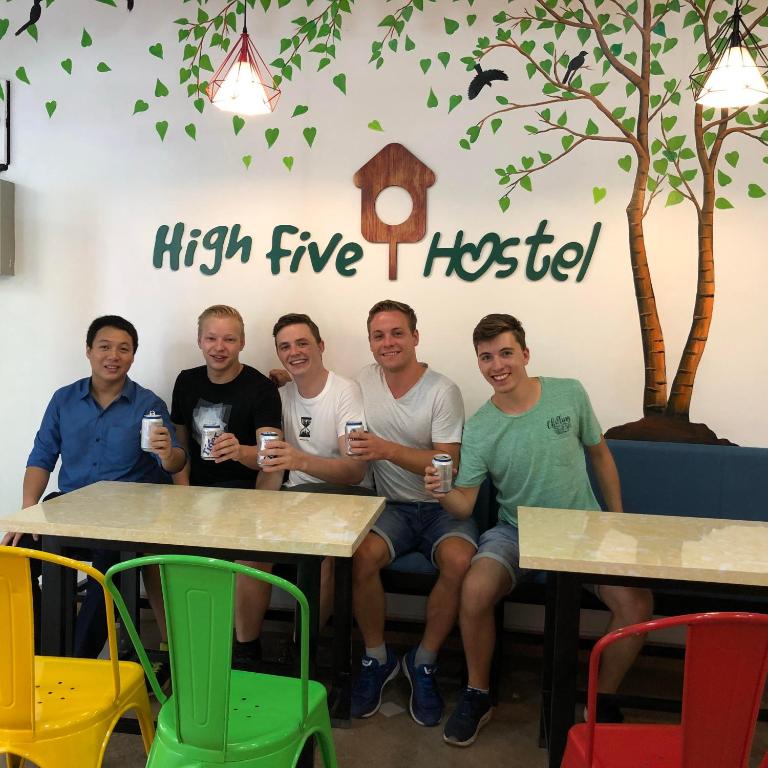 Huéspedes de Hanoi High Five hostel