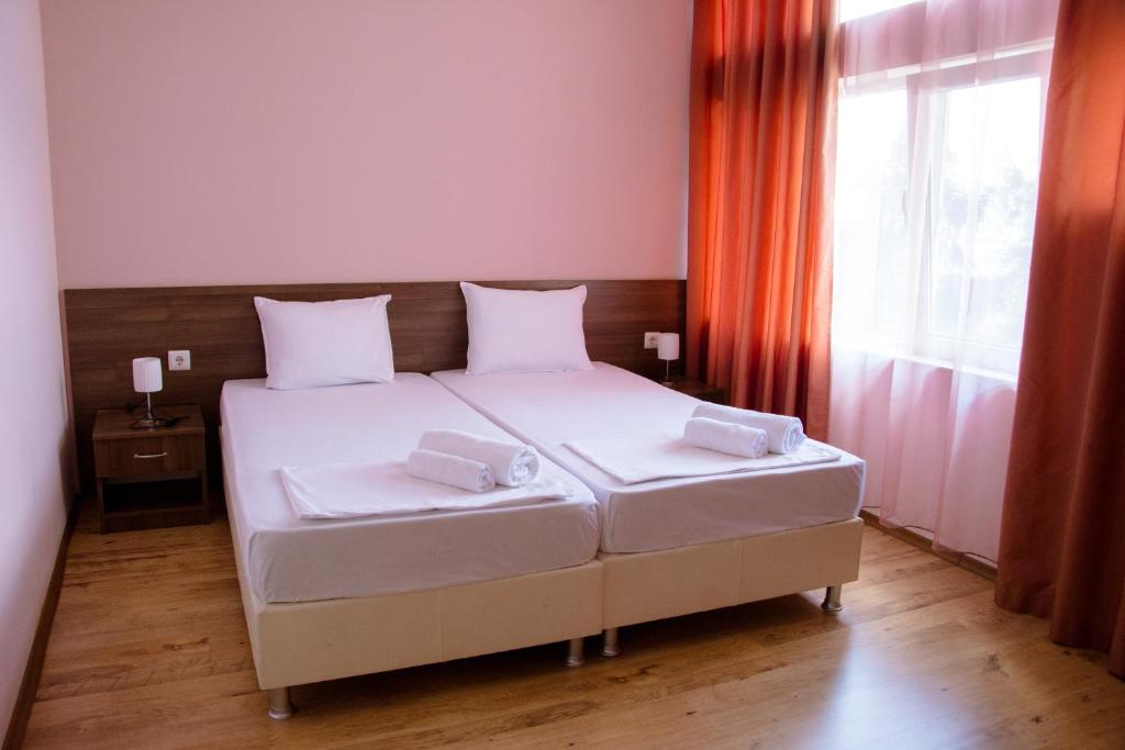 Green Hill Hotel - Apartamento De Dos Dormitorios