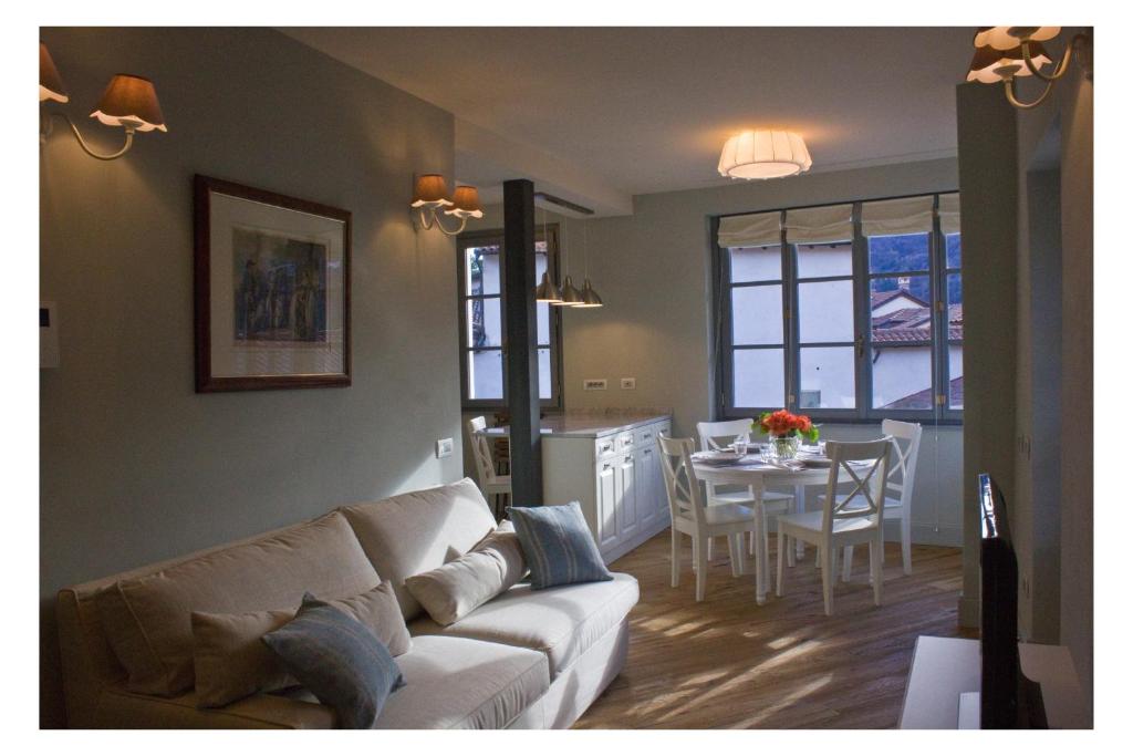 Isola Bella Apartments Via della Posta, Stresa Updated 2023 Prices