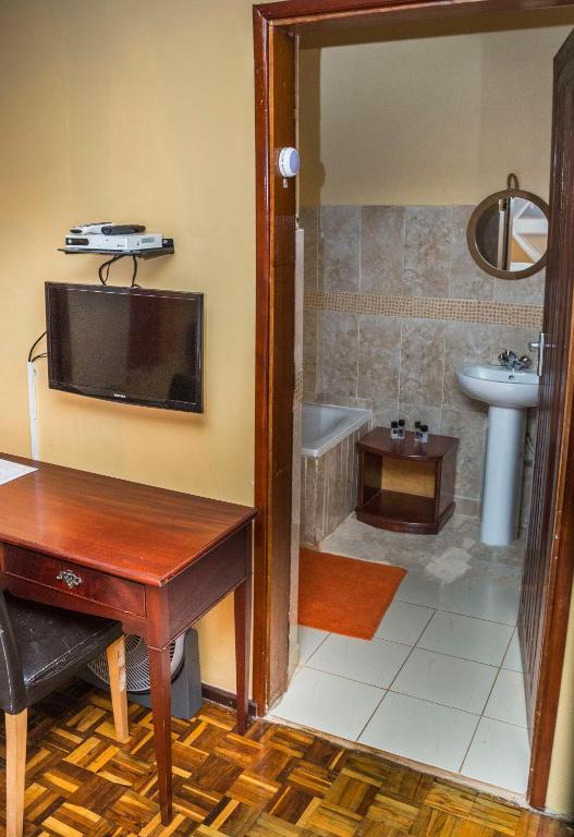 Gallery image of this property
