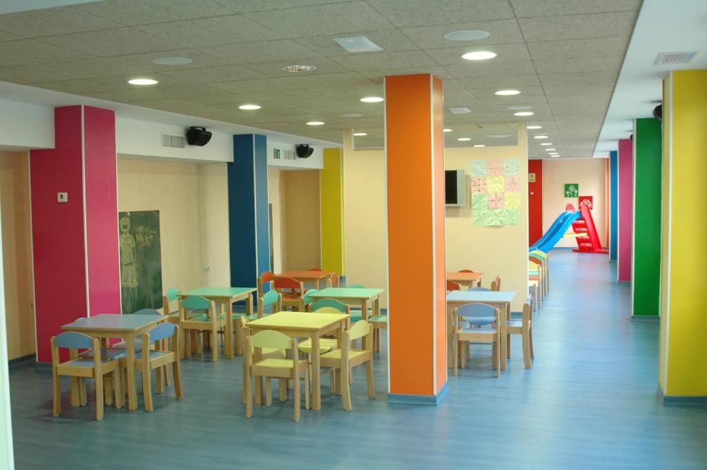 Dětský klub v ubytování Hotel Servigroup Torre Dorada