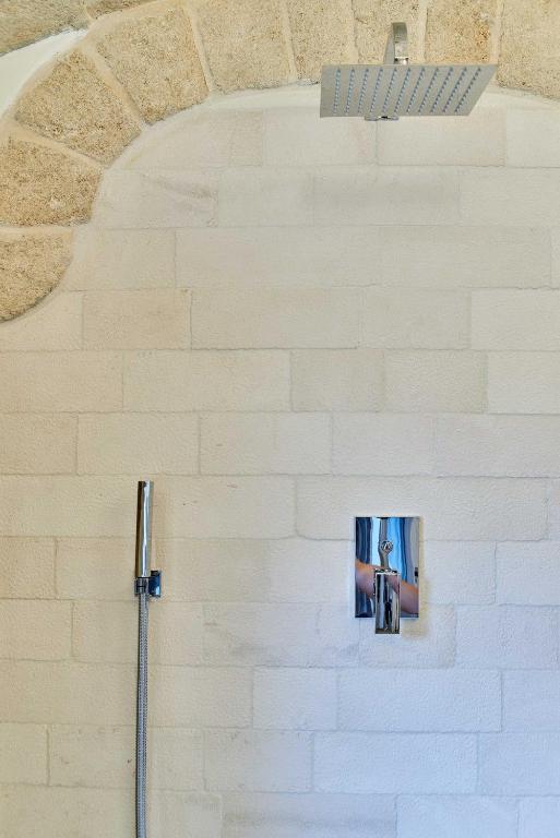 Koupelna v ubytování POSEA - Polignano Sea Suites
