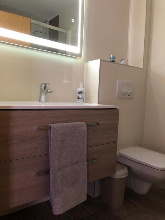 Kúpeľňa v ubytovaní Harmony VIR Luxuriös ausgestattete Ferienwohnung mit 65m2