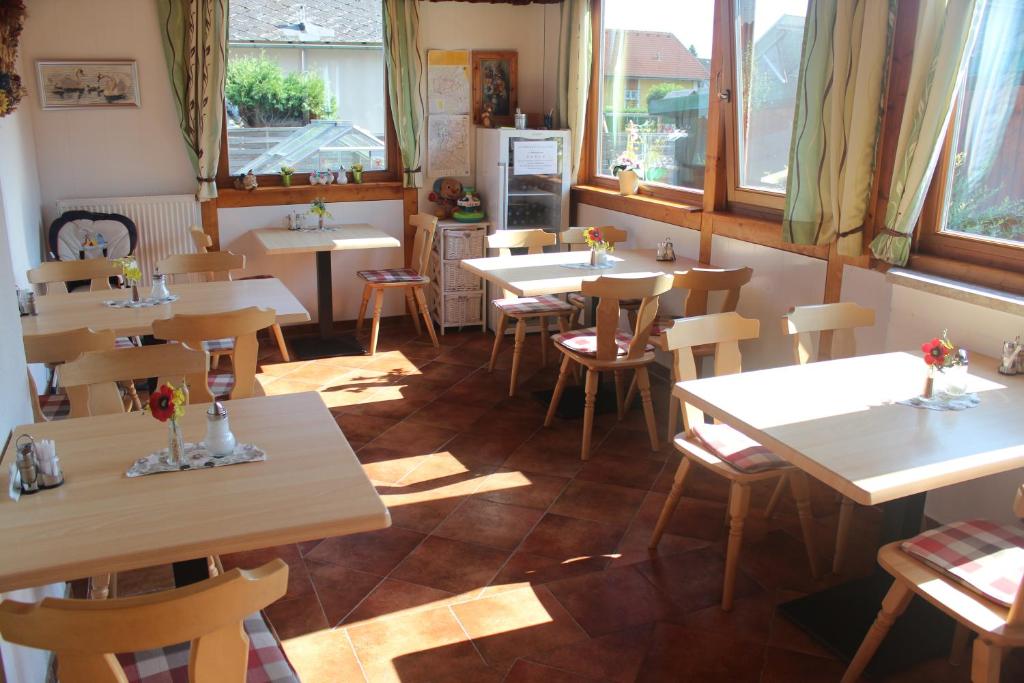 Restaurace v ubytování Gästehaus Christa ****