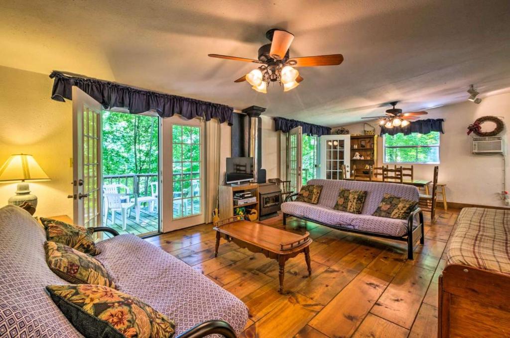 Istumisnurk majutusasutuses Nantahala Cabins