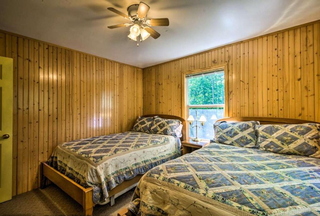 Voodi või voodid majutusasutuse Nantahala Cabins toas