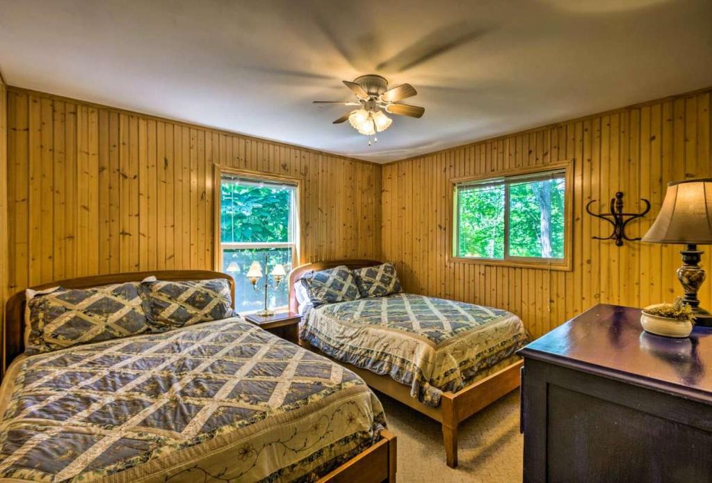 Voodi või voodid majutusasutuse Nantahala Cabins toas