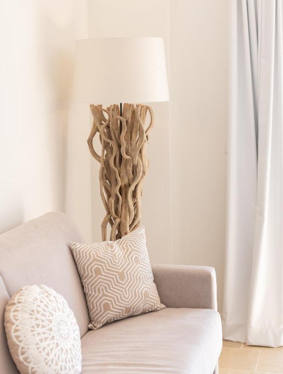 Гостиная зона в Iancu Charme Apartments