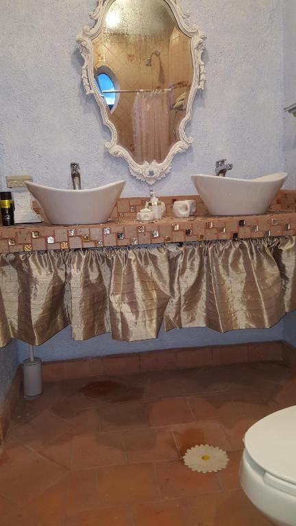 La Casona Azul Bed n Breakfast - Deluxe King Room