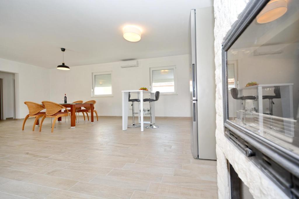 Kuchyňa alebo kuchynka v ubytovaní Apartment Pan