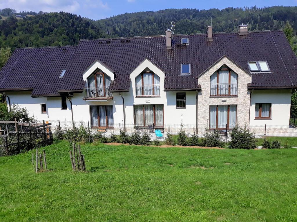 Výhľad na hory alebo výhľad na hory priamo z apartmánu