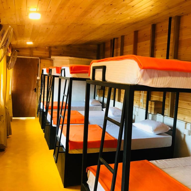 Postel nebo postele na pokoji v ubytování Ella City Reach Hostel