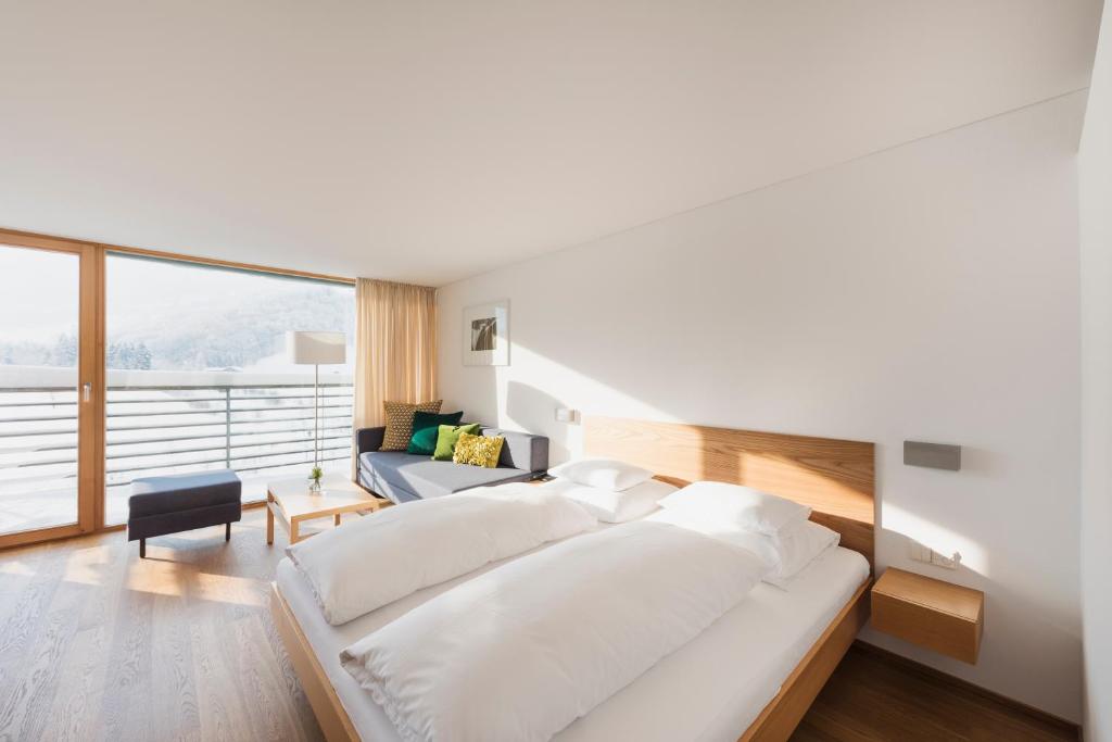 Posteľ alebo postele v izbe v ubytovaní Hotel Krone in Au