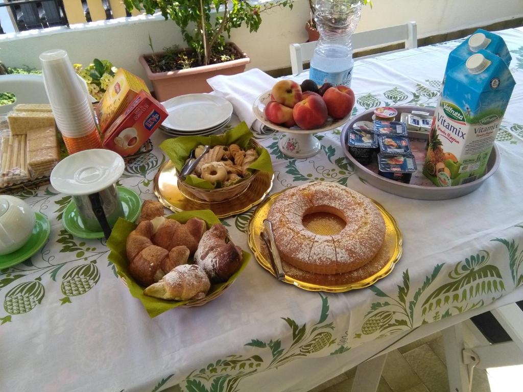 Comida no cama e café (B&B) ou em algum lugar perto