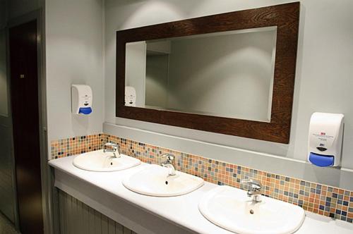 Chieftain Hotel - Resim 38