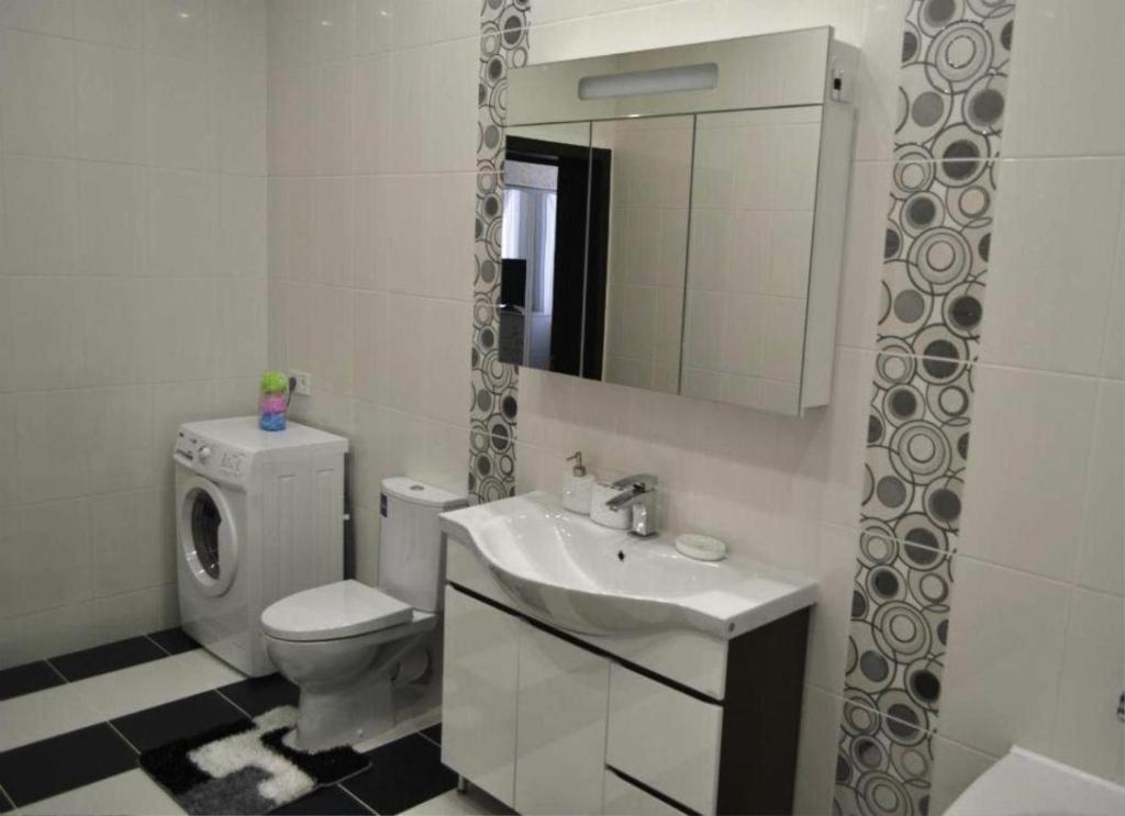 Royal King and Queen apartment for Luxury Life - Image 8