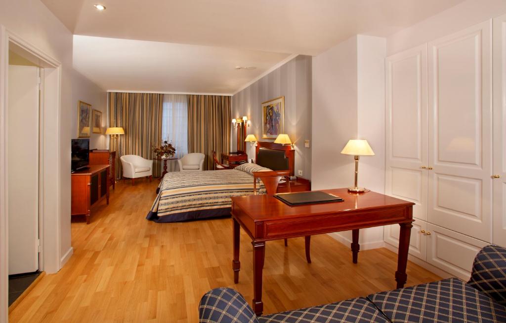 Theoxenia Palace - Resim 45