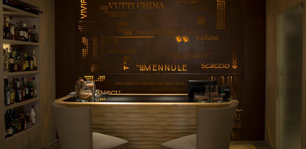 Lounge nebo bar v ubytování Hotel Federico II Central Palace