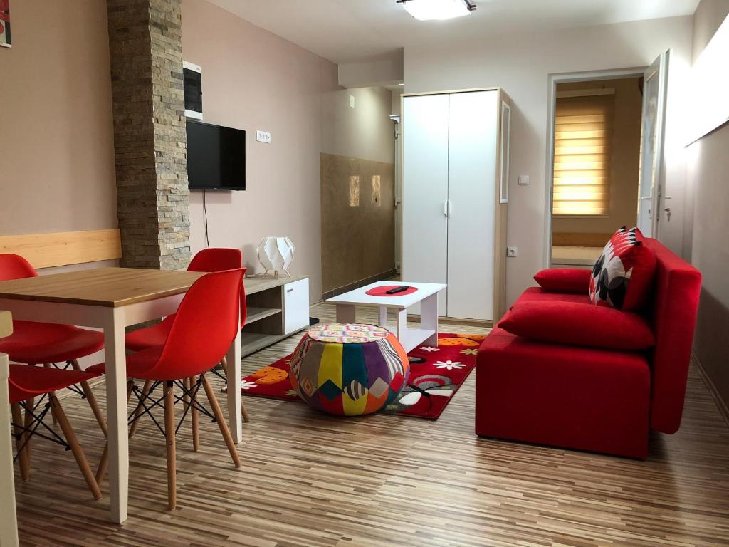 TV i/ili multimedijalni sistem u objektu Vila Mistik