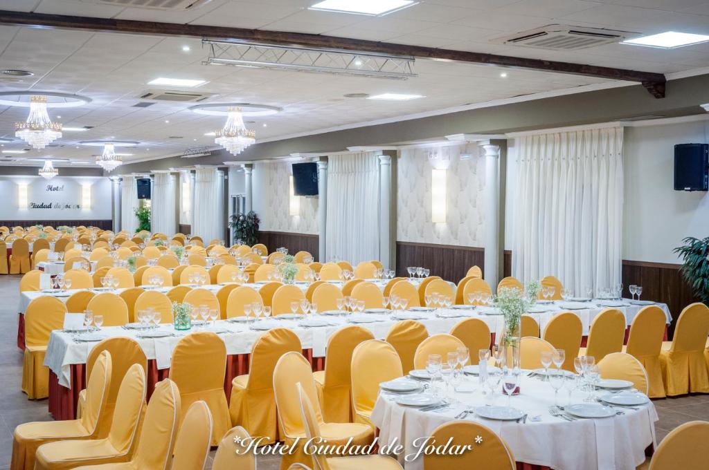 Hotel Ciudad de Jódar, Jódar - Harga Terbaru 2022