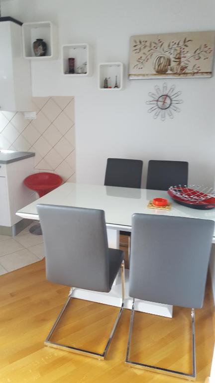 Fotografia z galérie ubytovania Apartman Astra v destinácii Ploče
