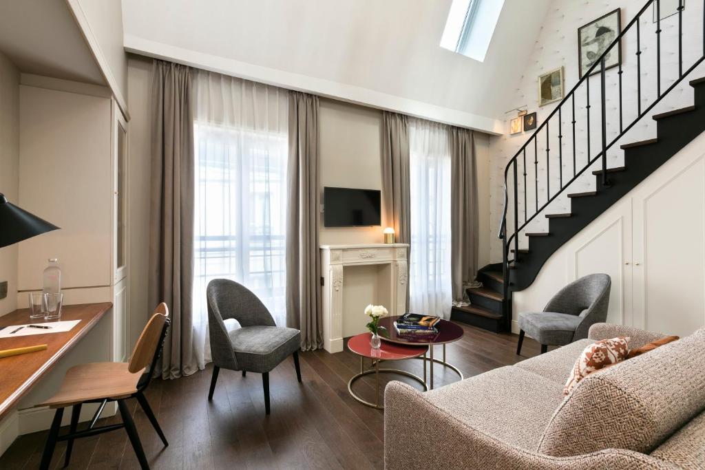 
Duplex Quadruple Room
