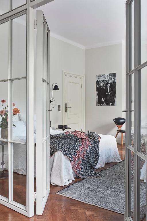 Between Us Bed and Breakfast - 11