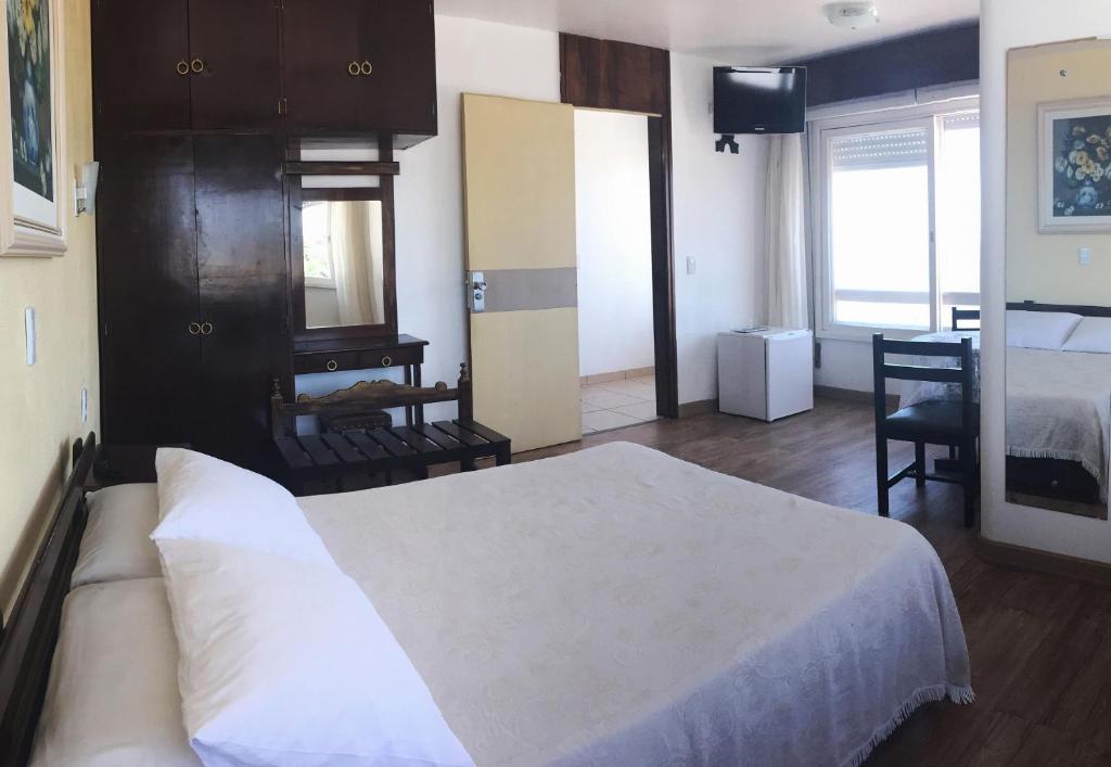  Farol Hotel