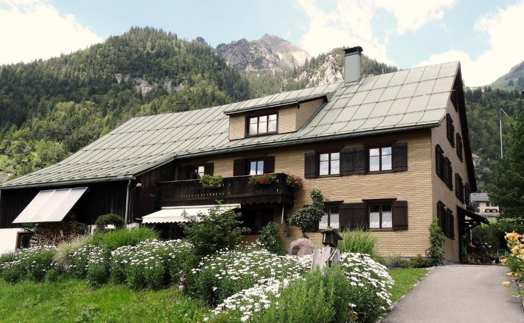 Nespecifikovaný výhled na hory nebo výhled na hory při pohledu z apartmánu