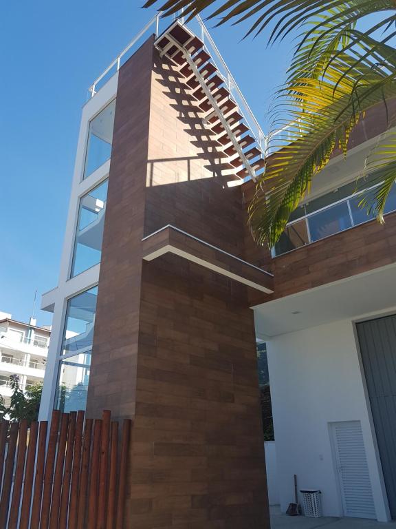  Casa Praia da Enseada