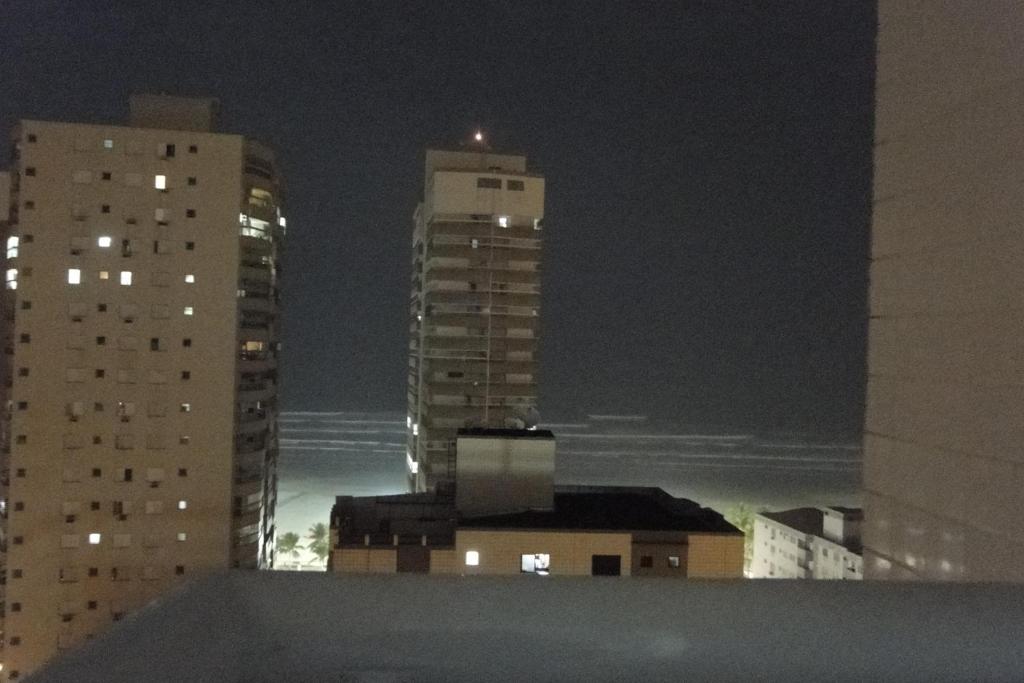  Aviação-Praia Grande/SP- 100m praia - imperdível