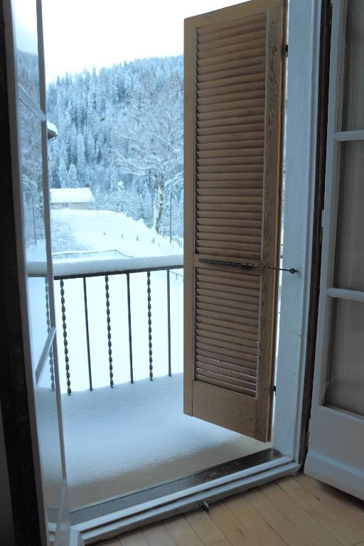 Balkón nebo terasa v ubytování Chalet Cuore delle Alpi