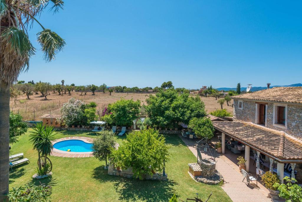 The swimming pool at or close to Finca Can Diego