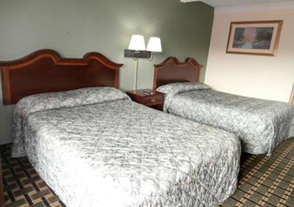 Rodeway Inn - 皇后区有两张大号床 - 不吸烟