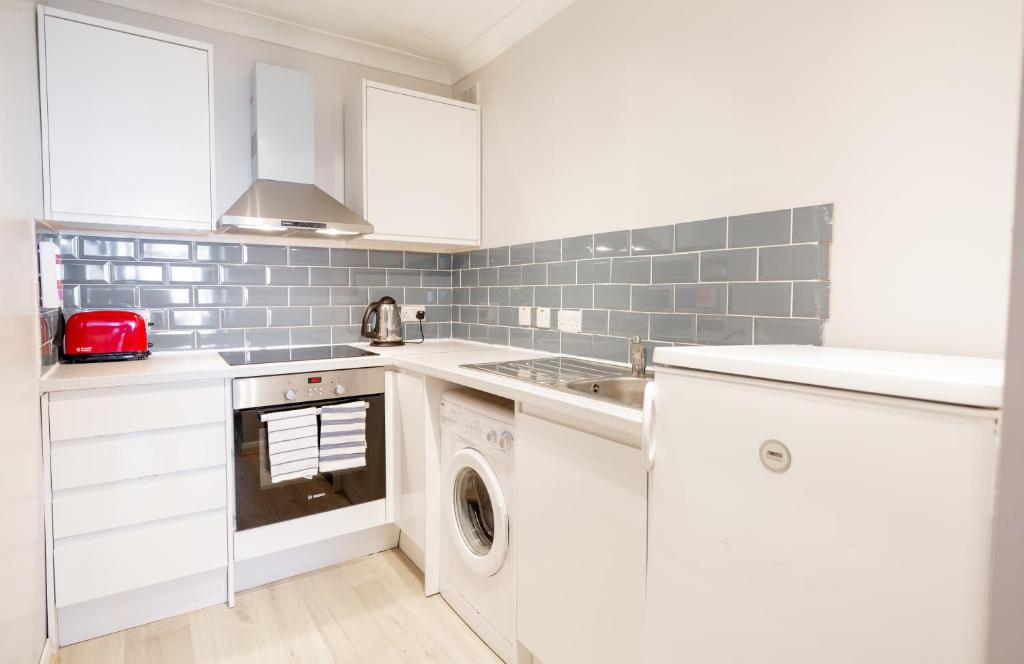 Pier Court Apartments Brighton - 