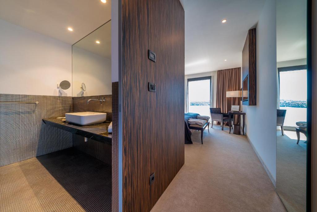 Bellevue Superior City Hotel - 4