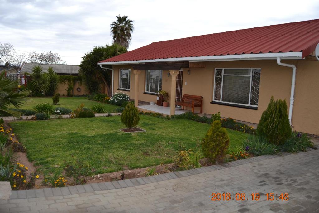 Heloise Home Stay - Housity