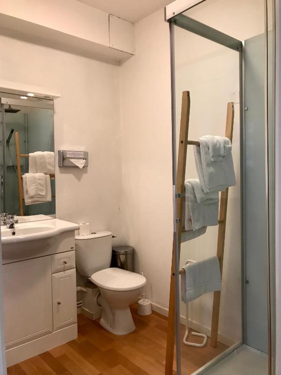 Koupelna v ubytování Hôtel des Bains