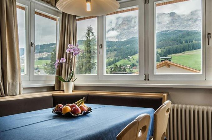 Nespecifikovaný výhled na hory nebo výhled na hory při pohledu z bed and breakfast