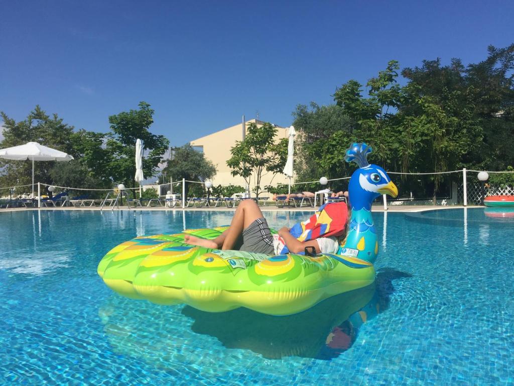 Bazén v ubytování Vournelis Hotel nebo v jeho okolí