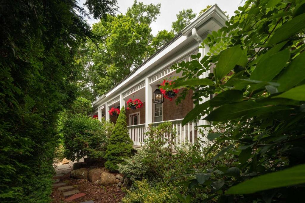 Palmer House Inn photo