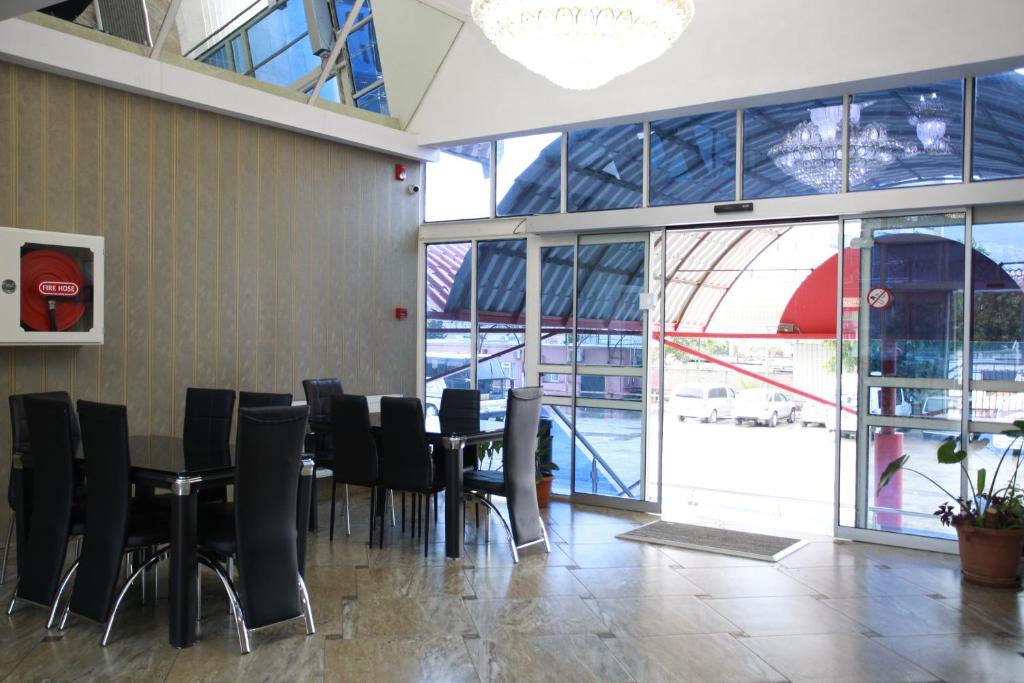 Posezení v ubytování Hotel Okriba Tbilisi