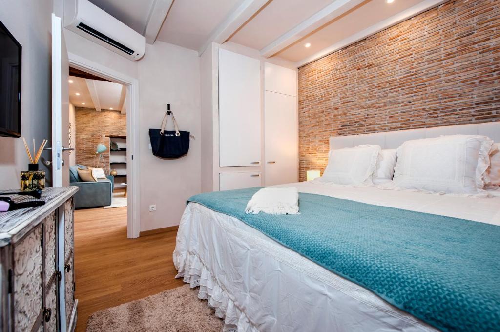 Apartments Casa De Amicis - 12