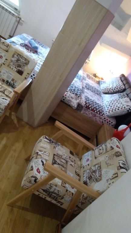 Guesthouse Jelic - Luxe Tweepersoonskamer Met Gedeelde Badkamer