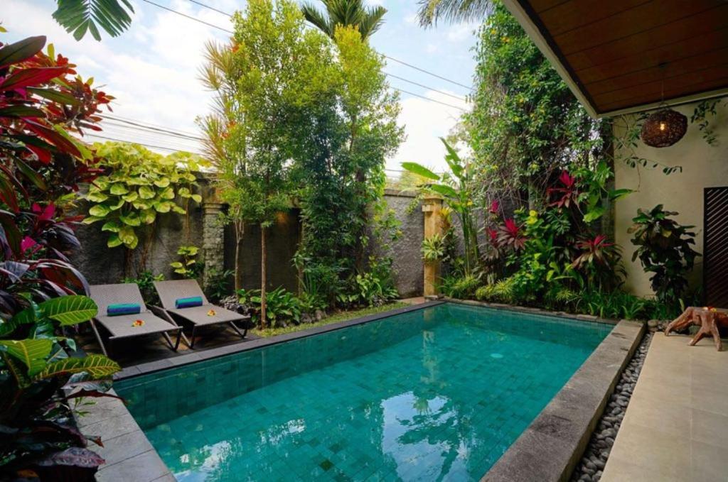Bazén v ubytování Bali Ayu Hotel & Villas nebo v jeho okolí
