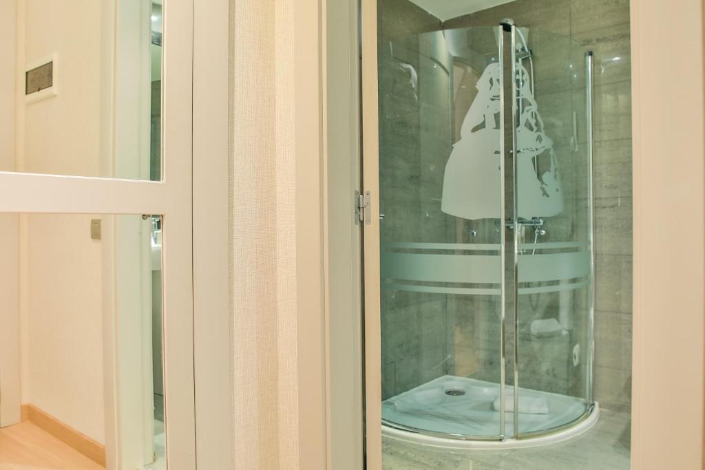 Hotel Meninas - Boutique Opera - Resim 39