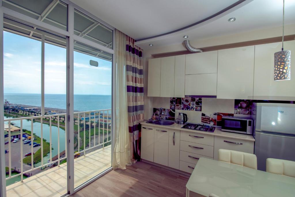 A cozinha ou cozinha compacta de Apartment At The Seaside