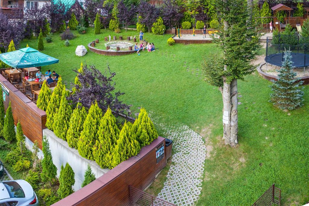 Zahrada ubytování Hotel Piatra Soimului