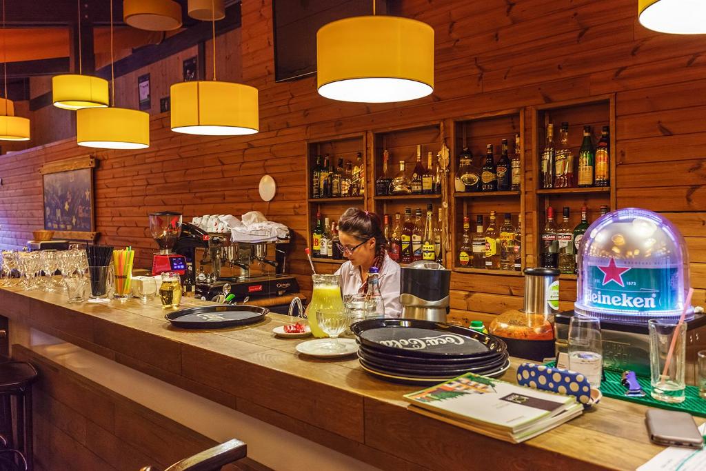 Nápoje v ubytování Hotel Piatra Soimului